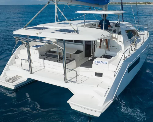 40' Leopard Luxury Catamaran 03